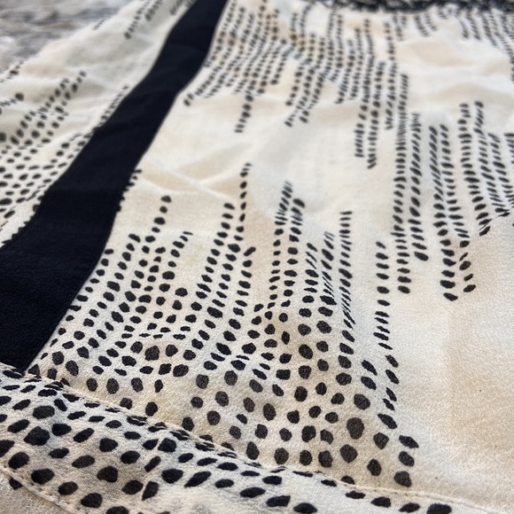 4/$15 EDUN | 100% Silk Embroidered Jungle Peplum Blouse Size M Medium - Picture 4 of 15